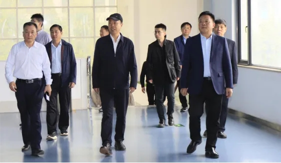 中国工程院院士任发政莅临开云官方入口_开云（中国）乳业集团调研指导工作