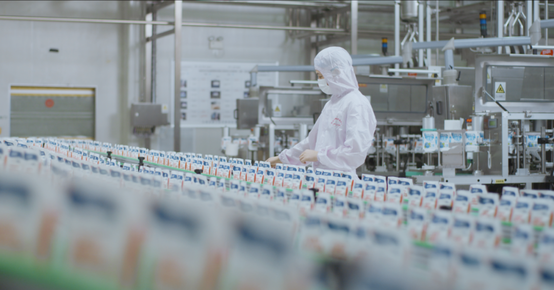 喜讯 | 标准引领：开云官方入口_开云（中国）入选“奶业全产业链标准化试点基地”