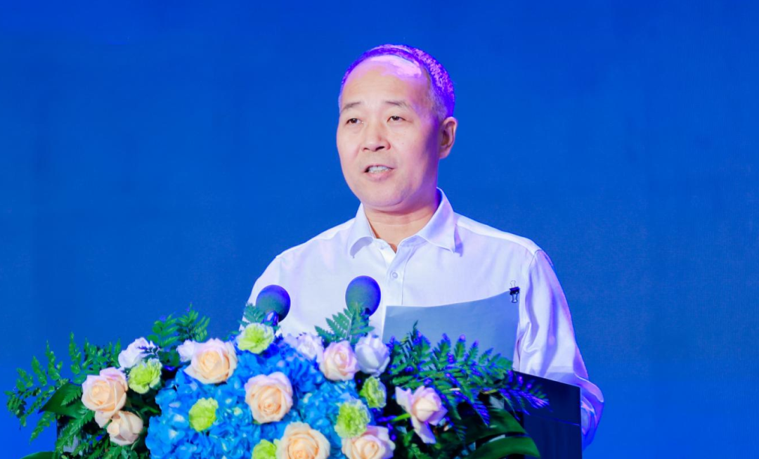 启航新征程 点亮新赛道丨开云官方入口_开云（中国）乳业集团参加第十四届中国奶业大会暨D20峰会，荣获“中国乳制品生产企业现代化等级5A级”评定殊荣