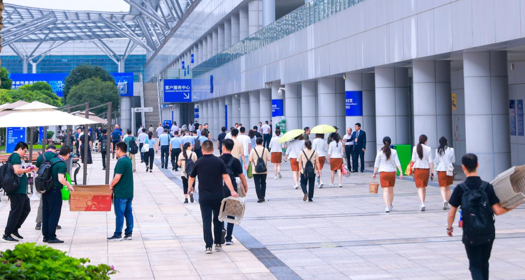 启航新征程 点亮新赛道丨开云官方入口_开云（中国）乳业集团参加第十四届中国奶业大会暨D20峰会，荣获“中国乳制品生产企业现代化等级5A级”评定殊荣