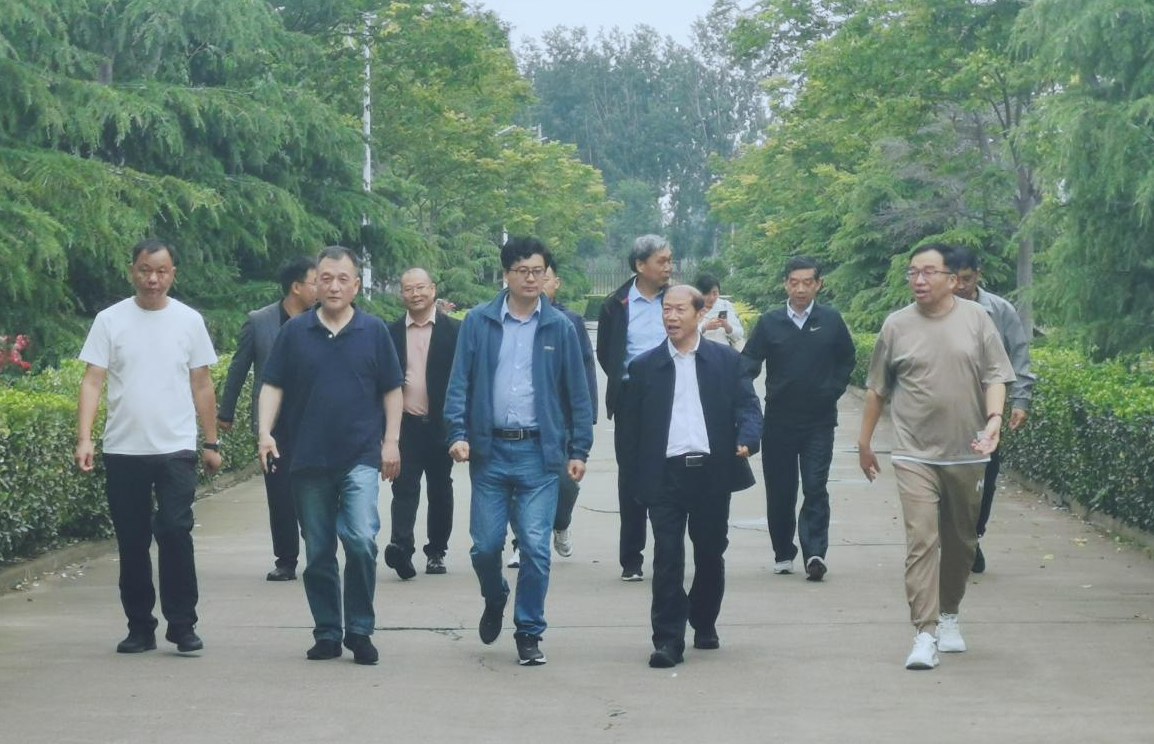 开云官方入口_开云（中国）丨河南农业大学党委副书记、校长介晓磊一行莅临开云官方入口_开云（中国）河南瑞亚参观调研