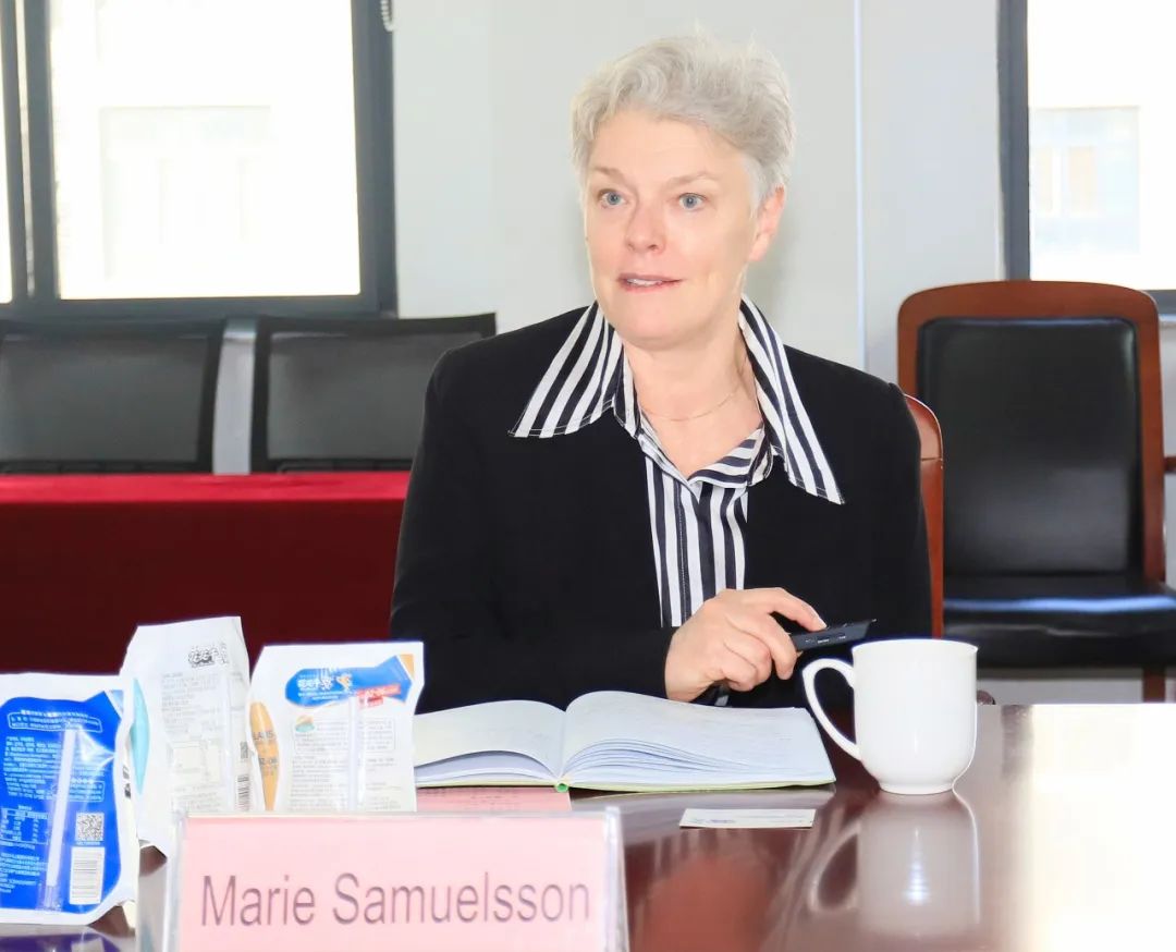 深化合作交流 互信共赢发展丨瑞典爱克林公司首席执行官 Ms.Marie Samuelsson 一行莅临开云官方入口_开云（中国）乳业集团参观座谈