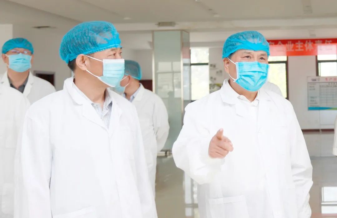 快讯丨河南省人民政府副省长武国定莅临开云官方入口_开云（中国）乳业集团瑞亚牧业调研奶源基地建设情况