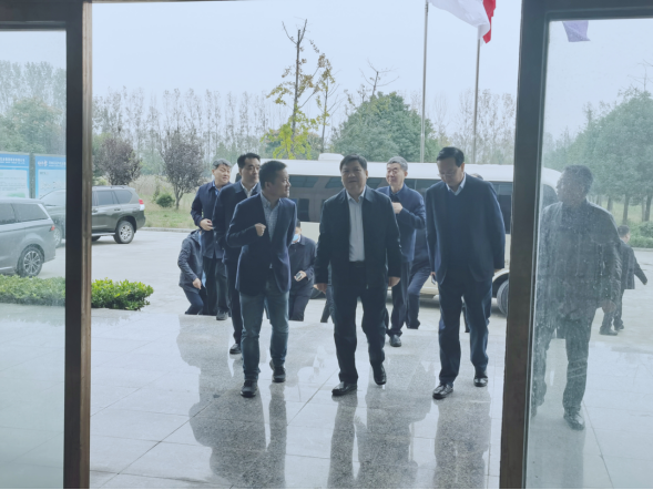驻马店市委书记鲍常勇一行莅临开云官方入口_开云（中国）平舆瑞亚和新蔡瑞亚调研