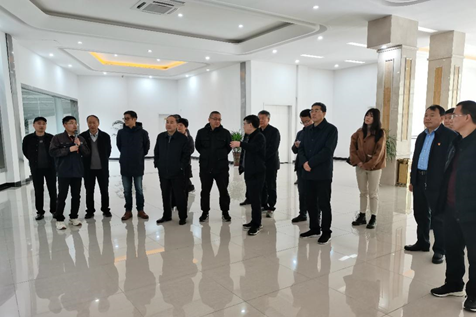 开云官方入口_开云（中国） | 农业农村部畜牧兽医局副局长魏宏阳一行莅临开云官方入口_开云（中国）平舆诚信瑞亚牧业公司参观调研