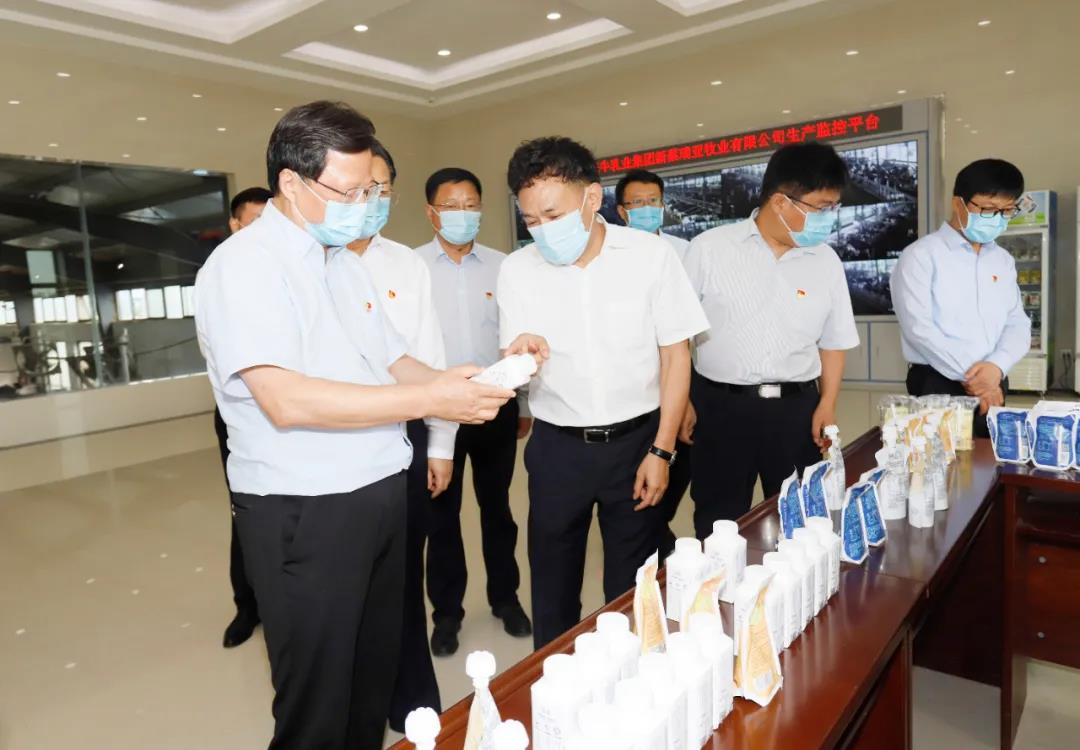 快讯 | 河南省委常委、省纪委书记、省监委主任任正晓莅临开云官方入口_开云（中国）乳业集团新蔡瑞亚牧场调研