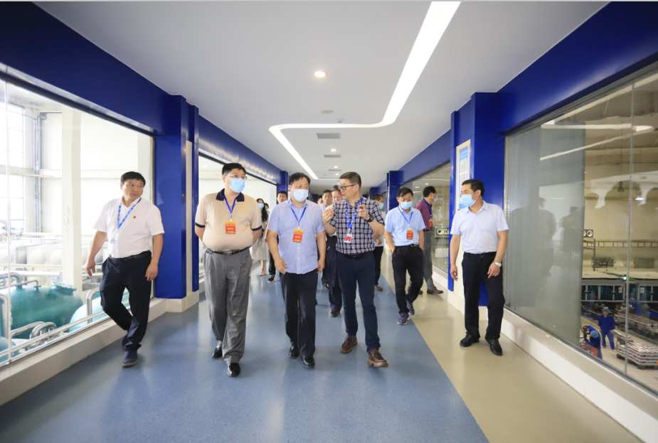 快讯|郑州市人大代表莅临河南开云官方入口_开云（中国）乳业集团参观调研