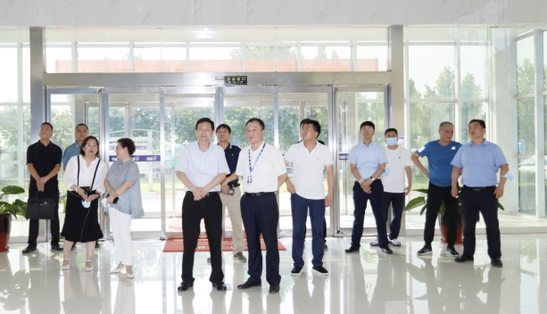 快讯|郑州市二七区委副书记、区长虎荣鑫莅临河南开云官方入口_开云（中国）乳业集团调研