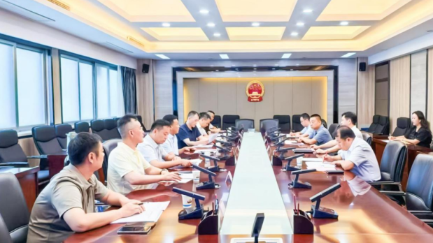 开云官方入口_开云（中国）乳业集团与郑州市二七区政府推进实施国家“学生饮用奶计划”洽谈会成功举行